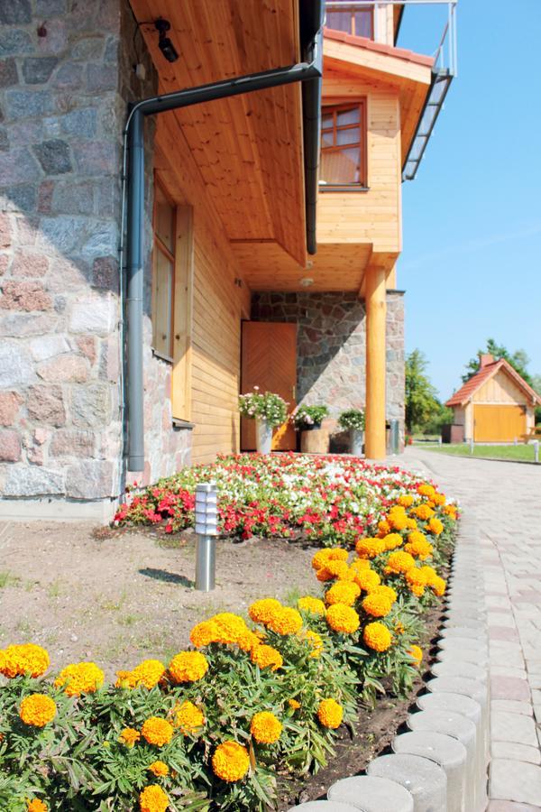 Akagals Hotel Pāvilosta Exterior foto